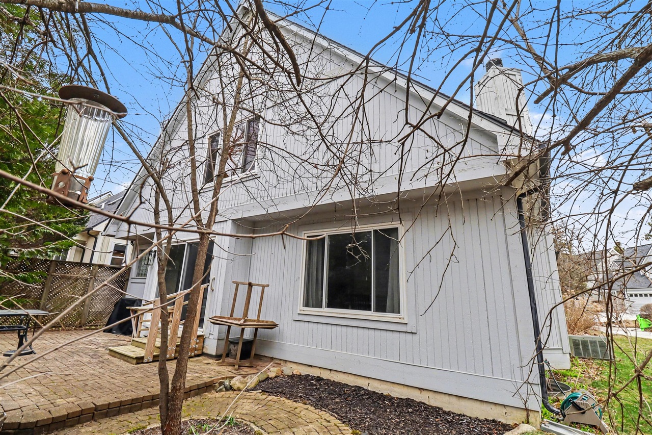 439 Sommerset Court, Ann Arbor, MI, 48103-9294