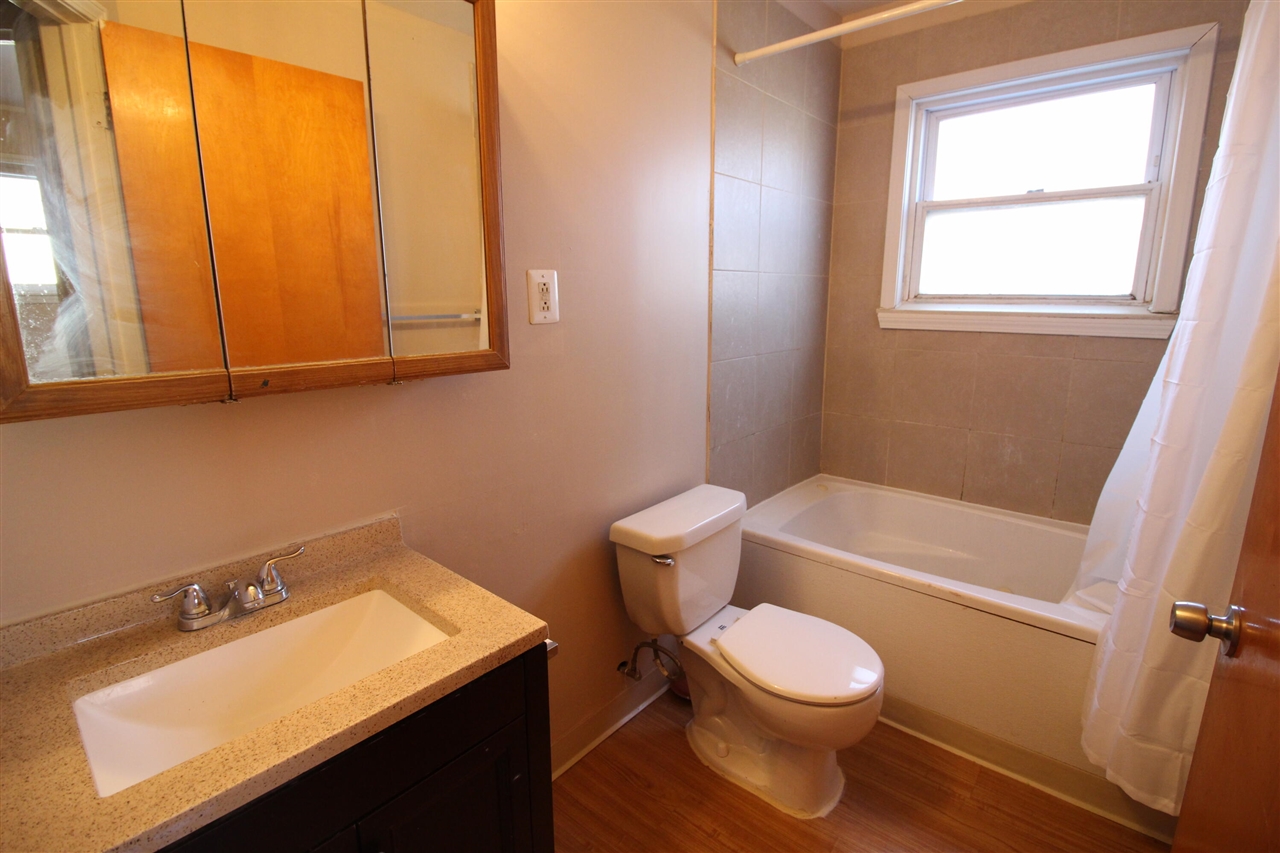 7521 Katherine Street, Taylor, MI, 48180-2596