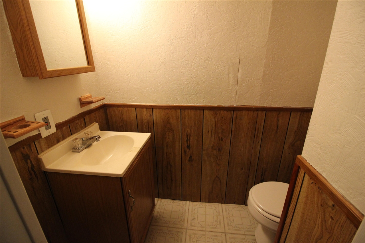 7521 Katherine Street, Taylor, MI, 48180-2596