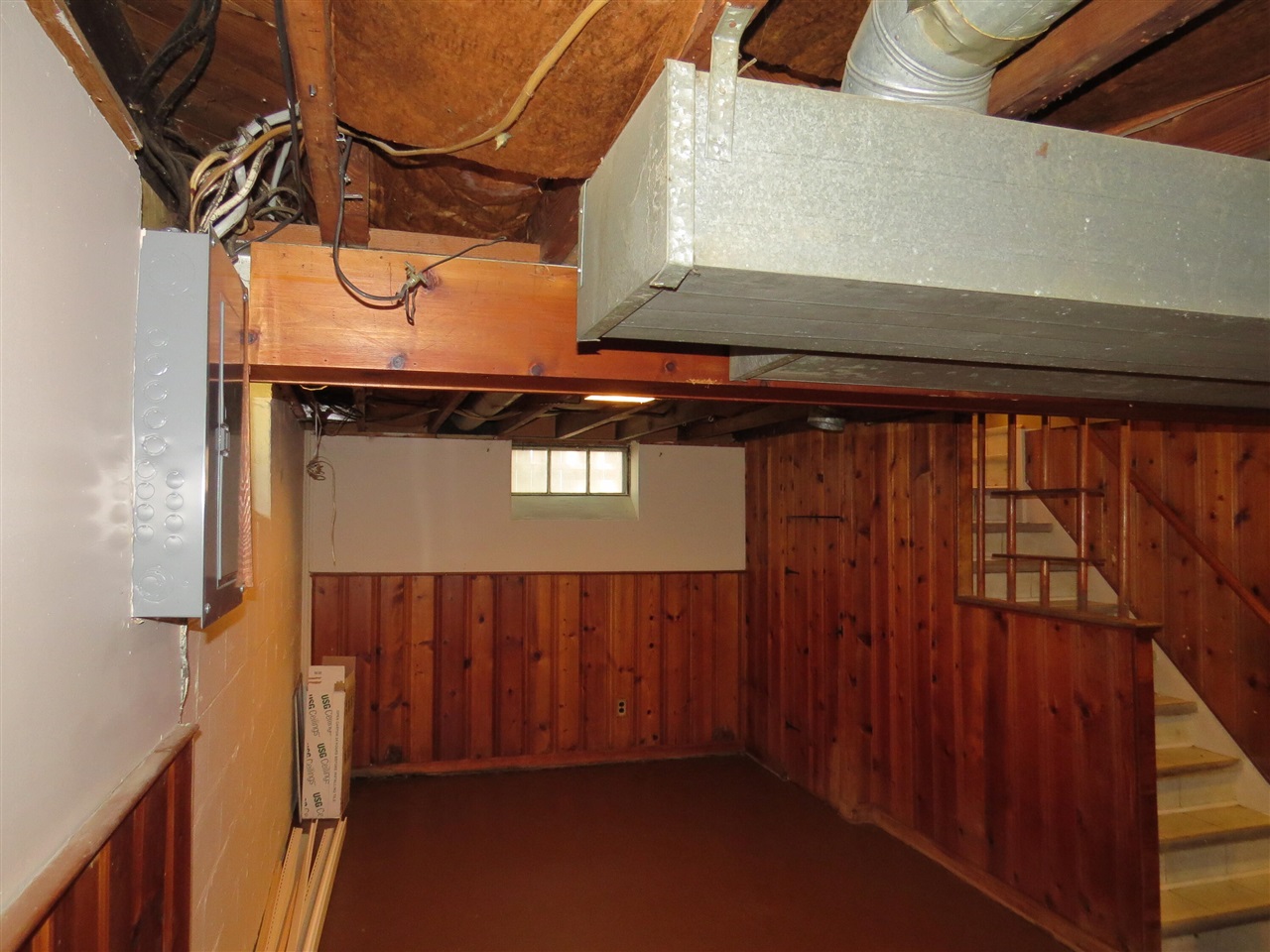 20204 Kenosha Street, Harper Woods, MI, 48225-2246