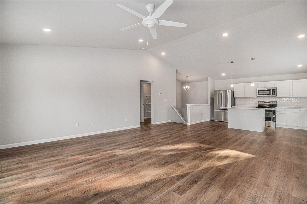 1013 Foxglove Avenue, Vicksburg, MI, 49097