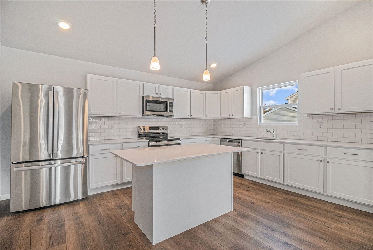 1013 Foxglove Avenue, Vicksburg, MI, 49097