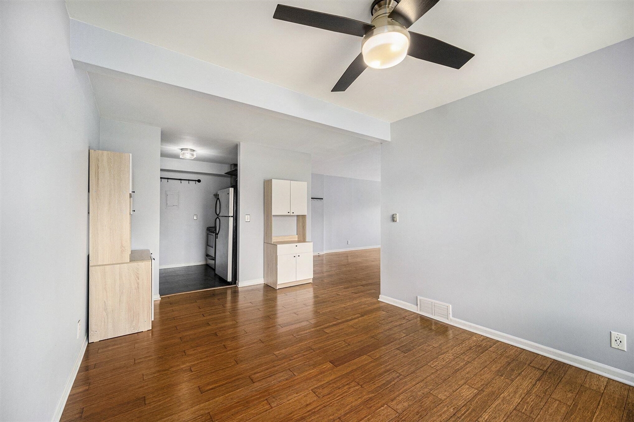 1325 S Maple Road UNIT&nbsp;Unit: 201, Ann Arbor, MI, 48103-4466
