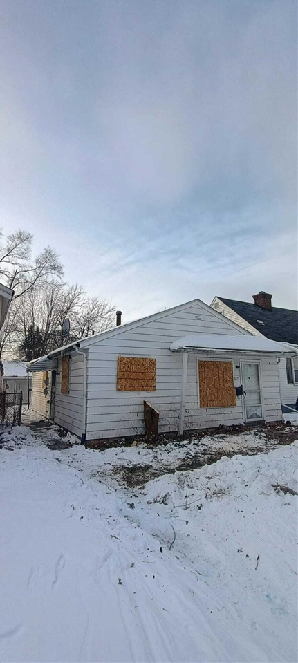 6121 Plainview Avenue, Detroit, MI, 48228-3924
