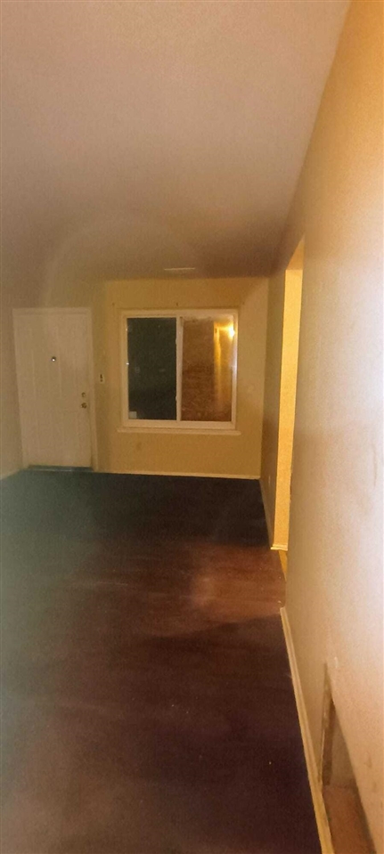 6121 Plainview Avenue, Detroit, MI, 48228-3924