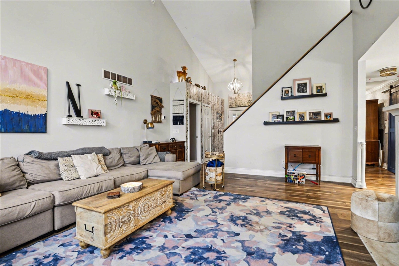 Homes for sale in Edwardsburg, MI | 69739 Roy Dr, Edwardsburg, MI 49112 | MLS# 70519717