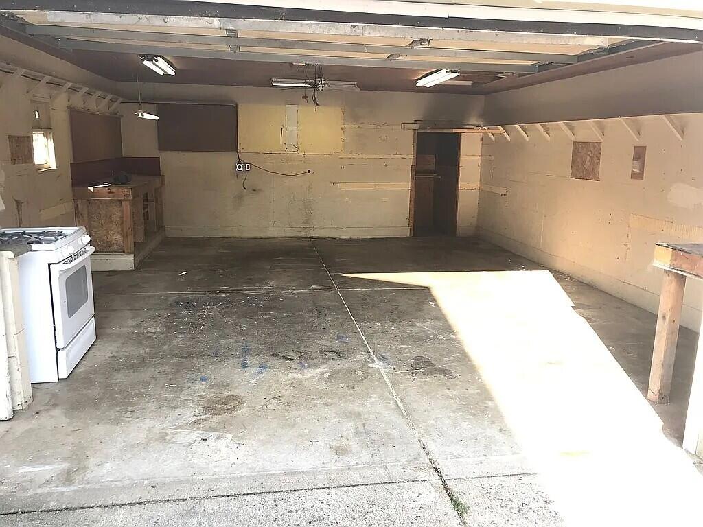 5647 Averill Avenue, Grand Rapids, MI, 49548-5708