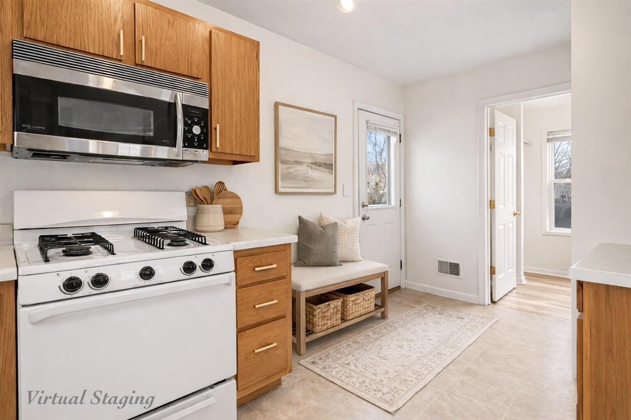 2271 Mccracken Street, Muskegon, MI, 49441-1456