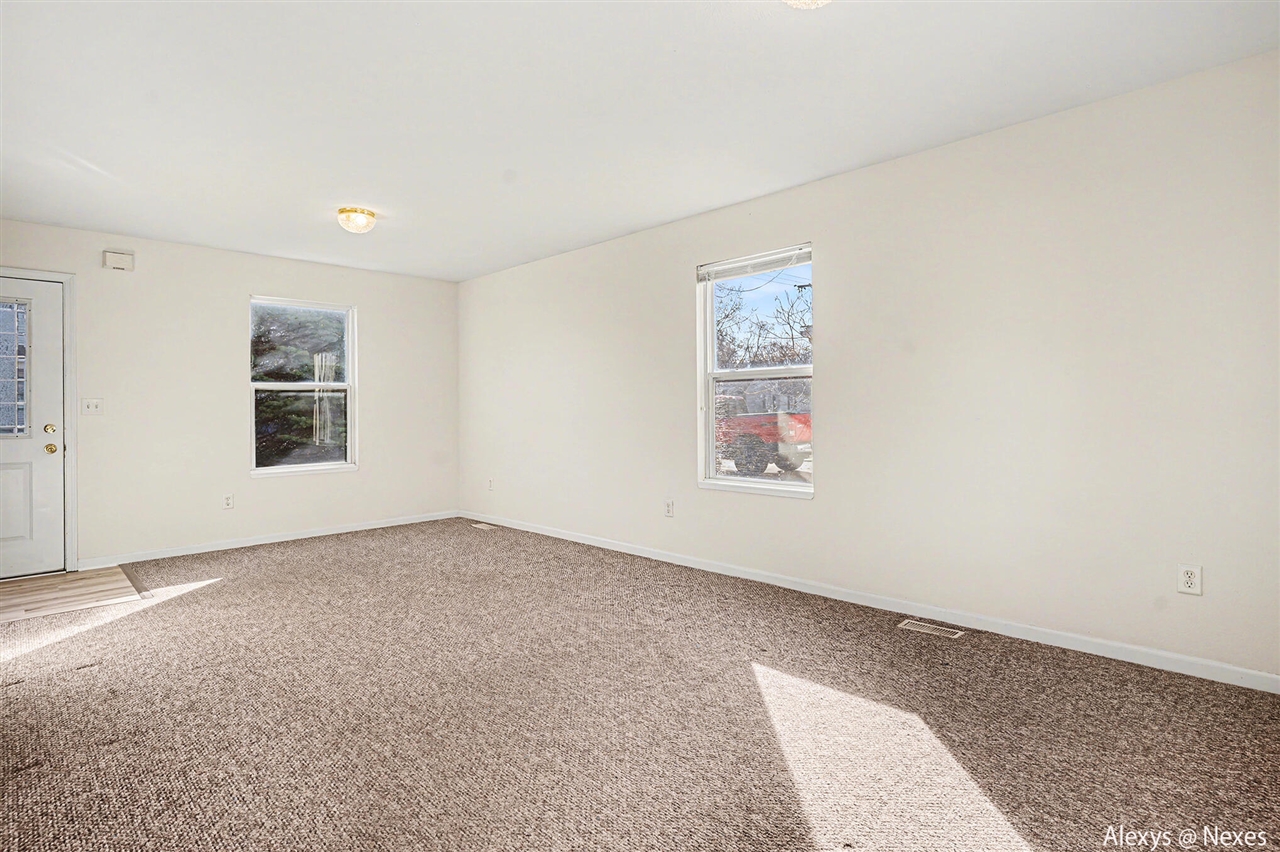 2271 Mccracken Street, Muskegon, MI, 49441-1456