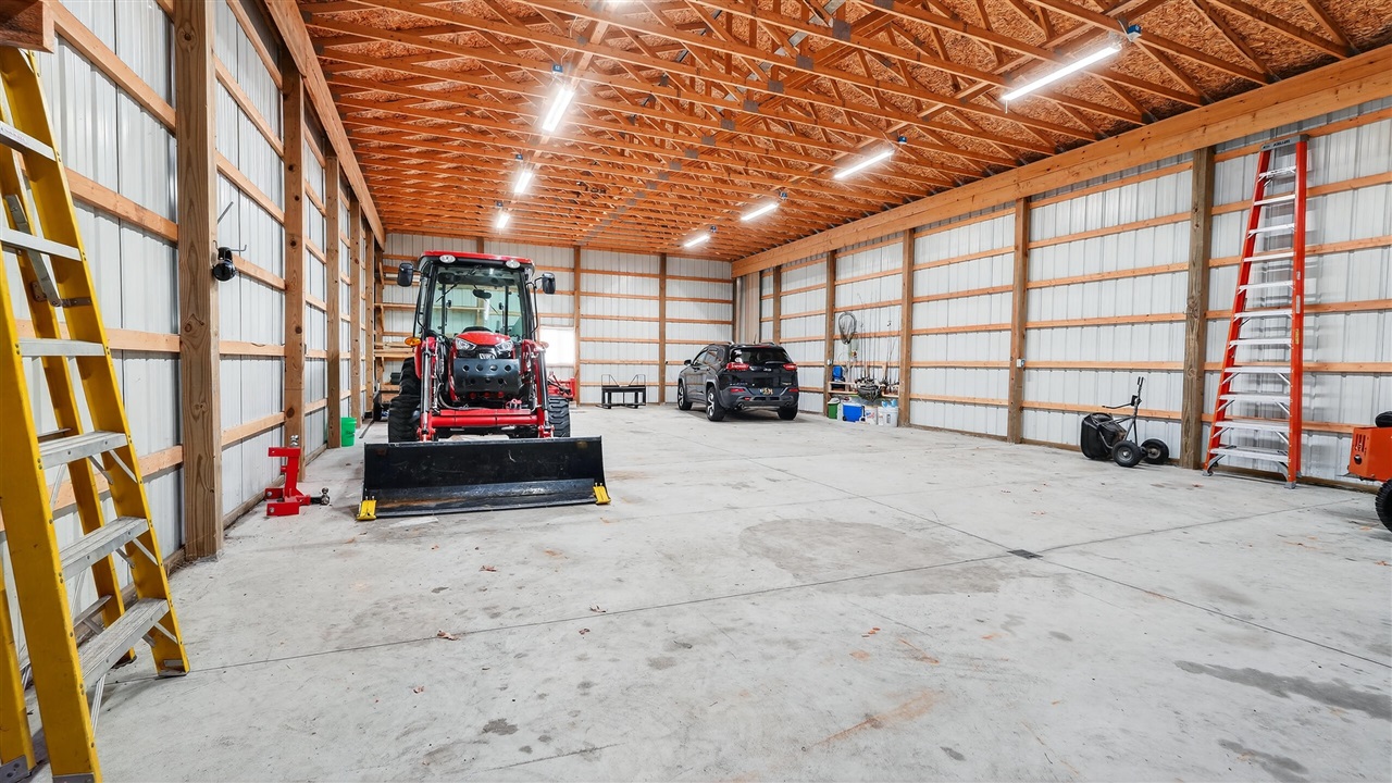 5717 Maple Ridge Road, Sterling, MI, 48659-9210