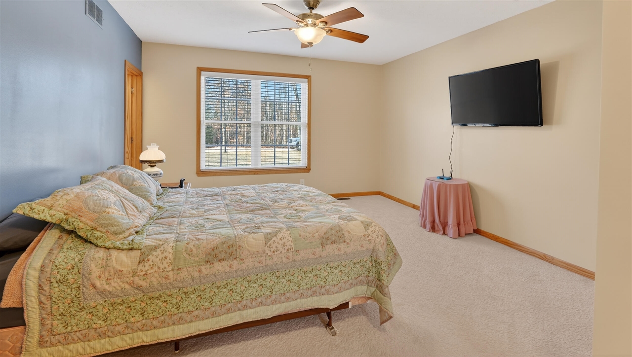 5717 Maple Ridge Road, Sterling, MI, 48659-9210