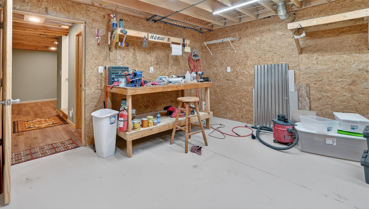 5717 Maple Ridge Road, Sterling, MI, 48659-9210