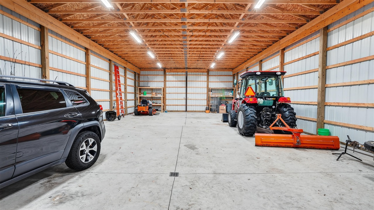 5717 Maple Ridge Road, Sterling, MI, 48659-9210