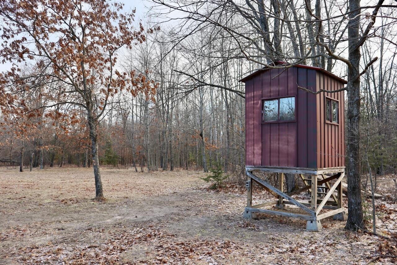 5717 Maple Ridge Road, Sterling, MI, 48659-9210