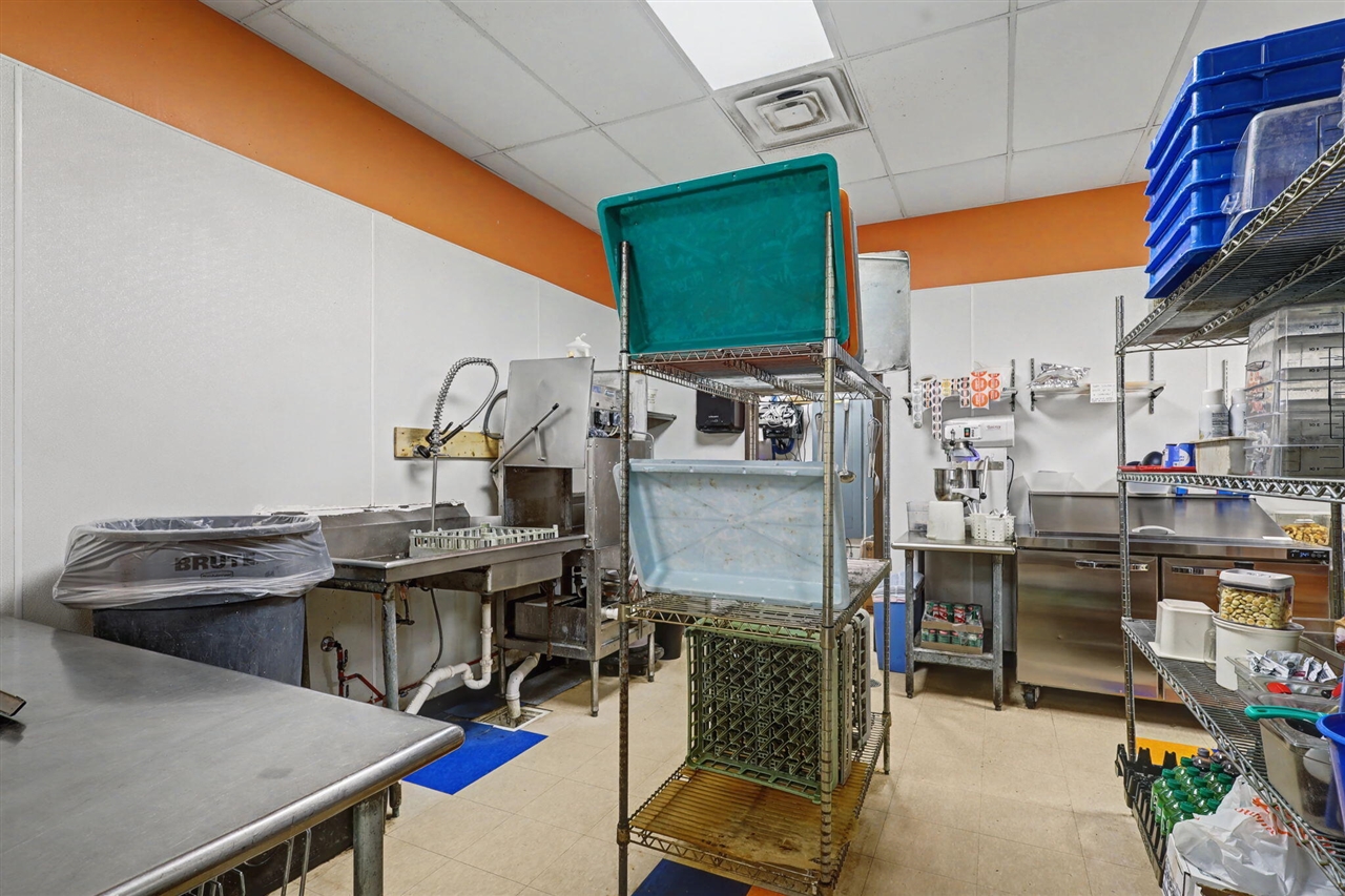 3883 W Carleton Road, Hillsdale, MI, 49242-5051