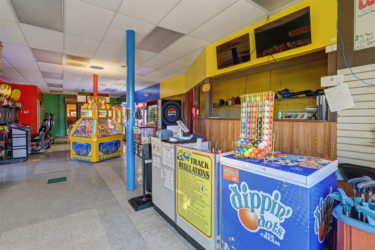 3883 W Carleton Road, Hillsdale, MI, 49242-5051