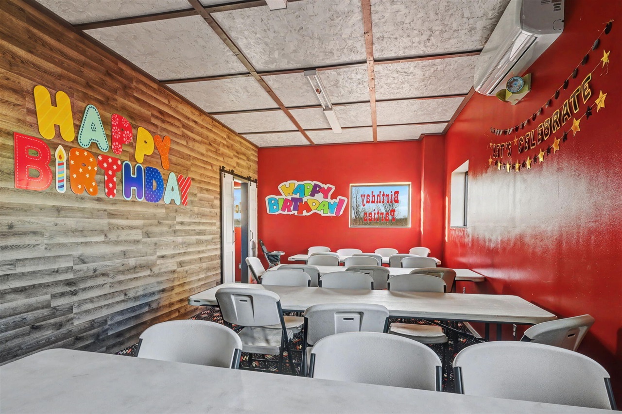 3883 W Carleton Road, Hillsdale, MI, 49242-5051