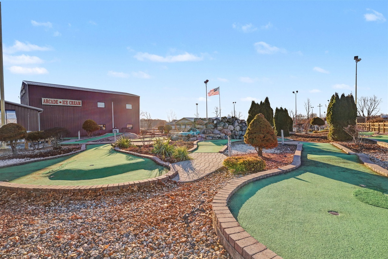 3883 W Carleton Road, Hillsdale, MI, 49242-5051