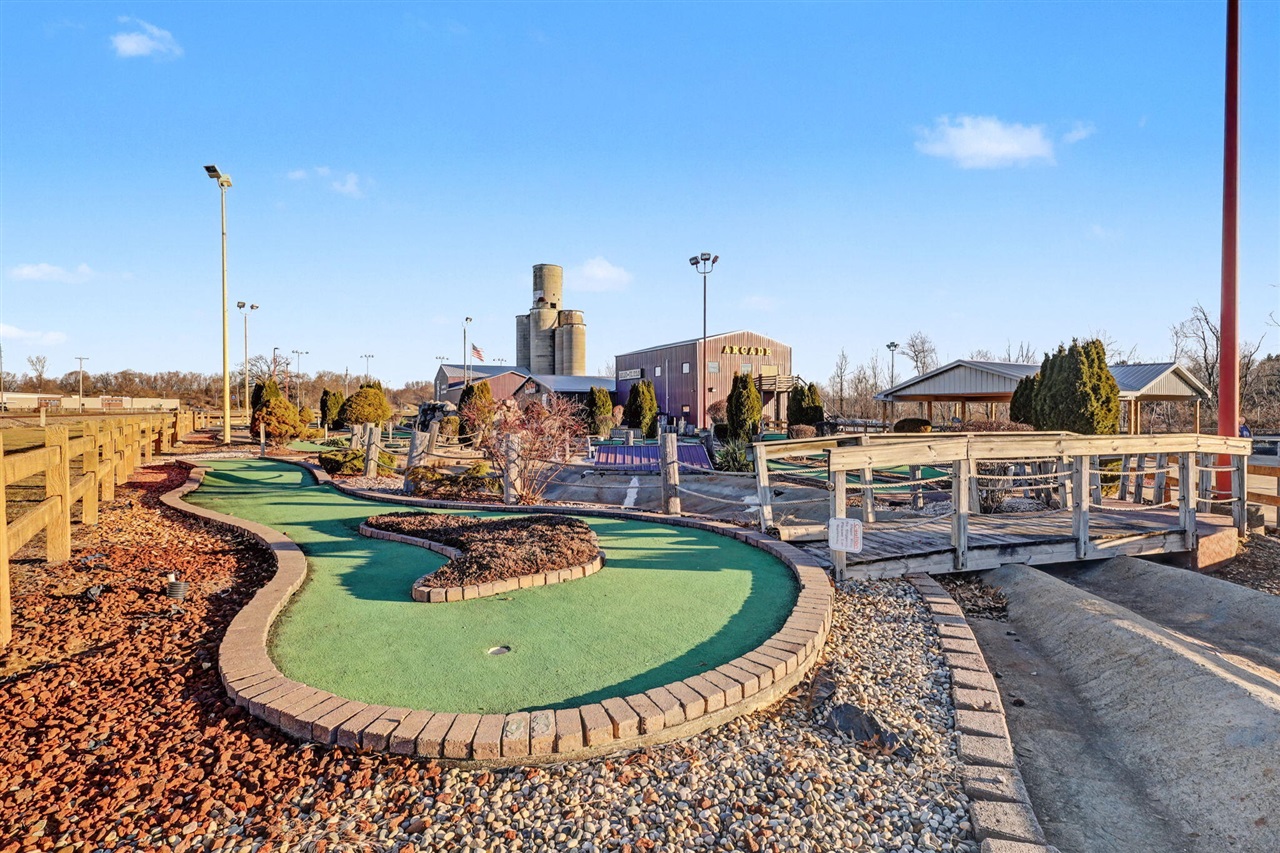 3883 W Carleton Road, Hillsdale, MI, 49242-5051