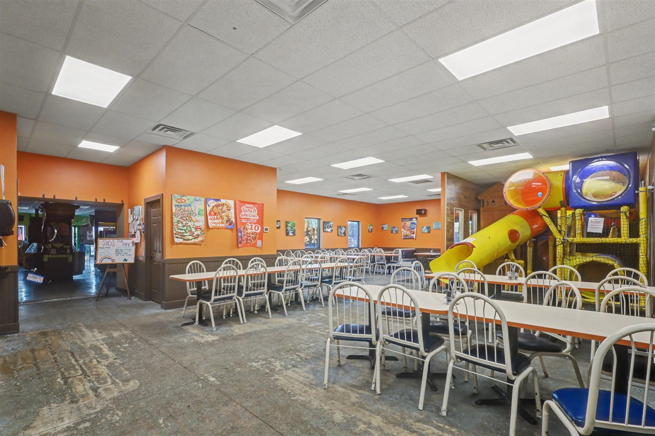 3883 W Carleton Road, Hillsdale, MI, 49242-5051