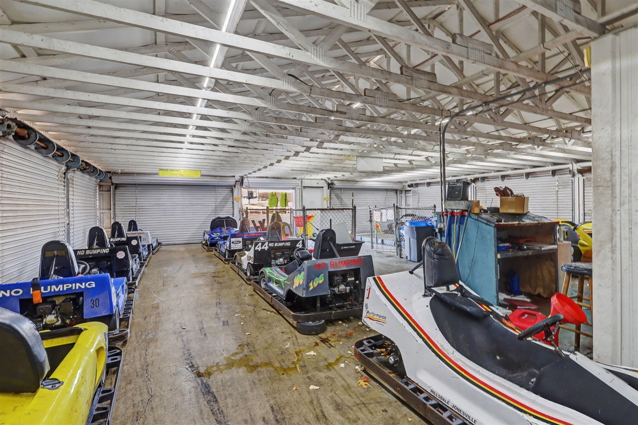 3883 W Carleton Road, Hillsdale, MI, 49242-5051