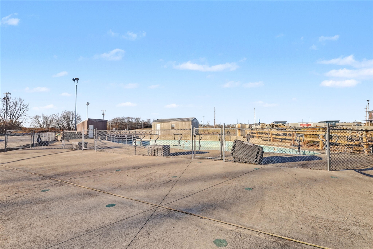 3883 W Carleton Road, Hillsdale, MI, 49242-5051