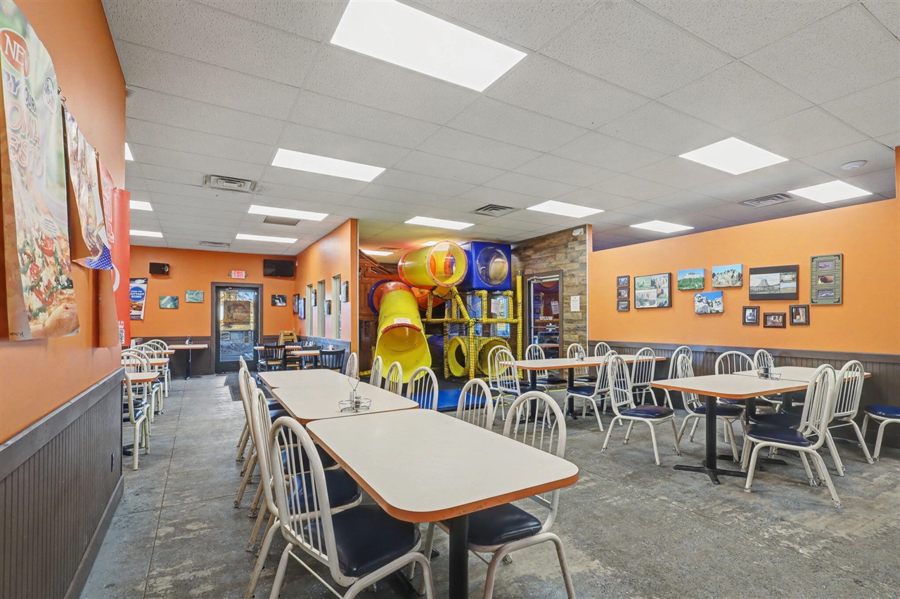 3883 W Carleton Road, Hillsdale, MI, 49242-5051