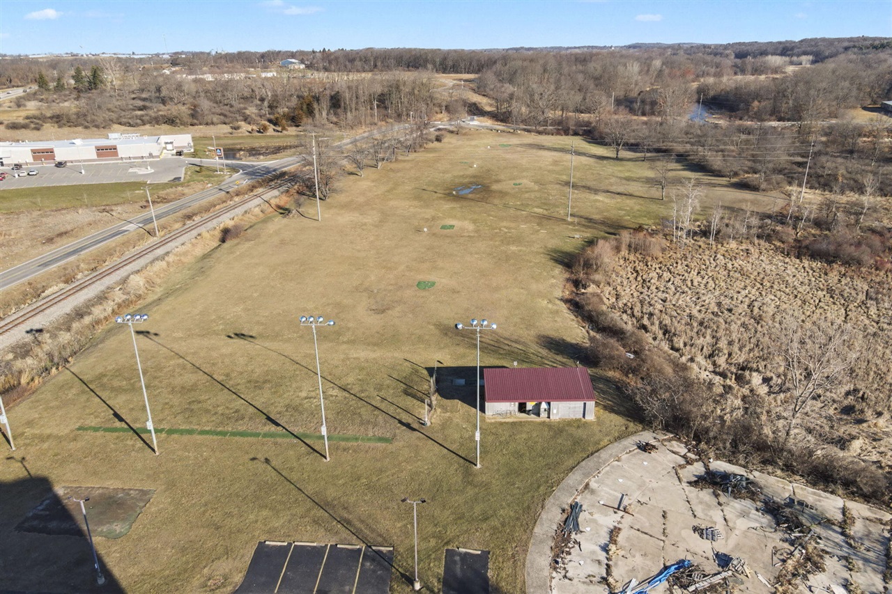 3883 W Carleton Road, Hillsdale, MI, 49242-5051