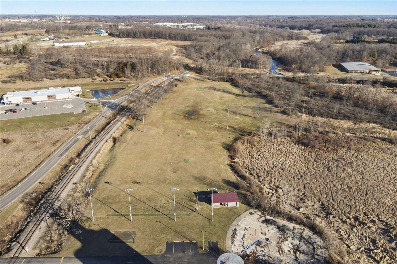 3883 W Carleton Road, Hillsdale, MI, 49242-5051