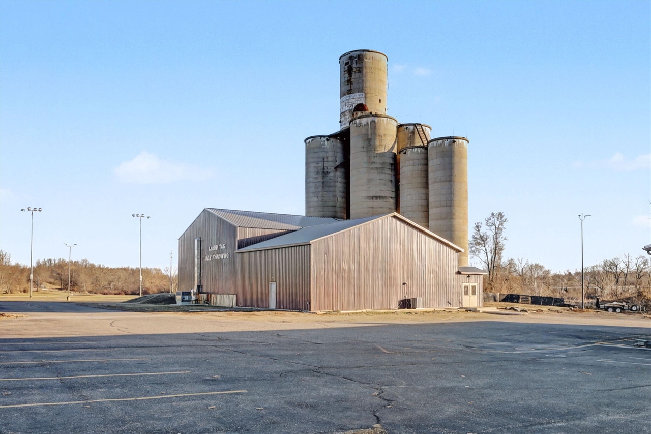 3883 W Carleton Road, Hillsdale, MI, 49242-5051