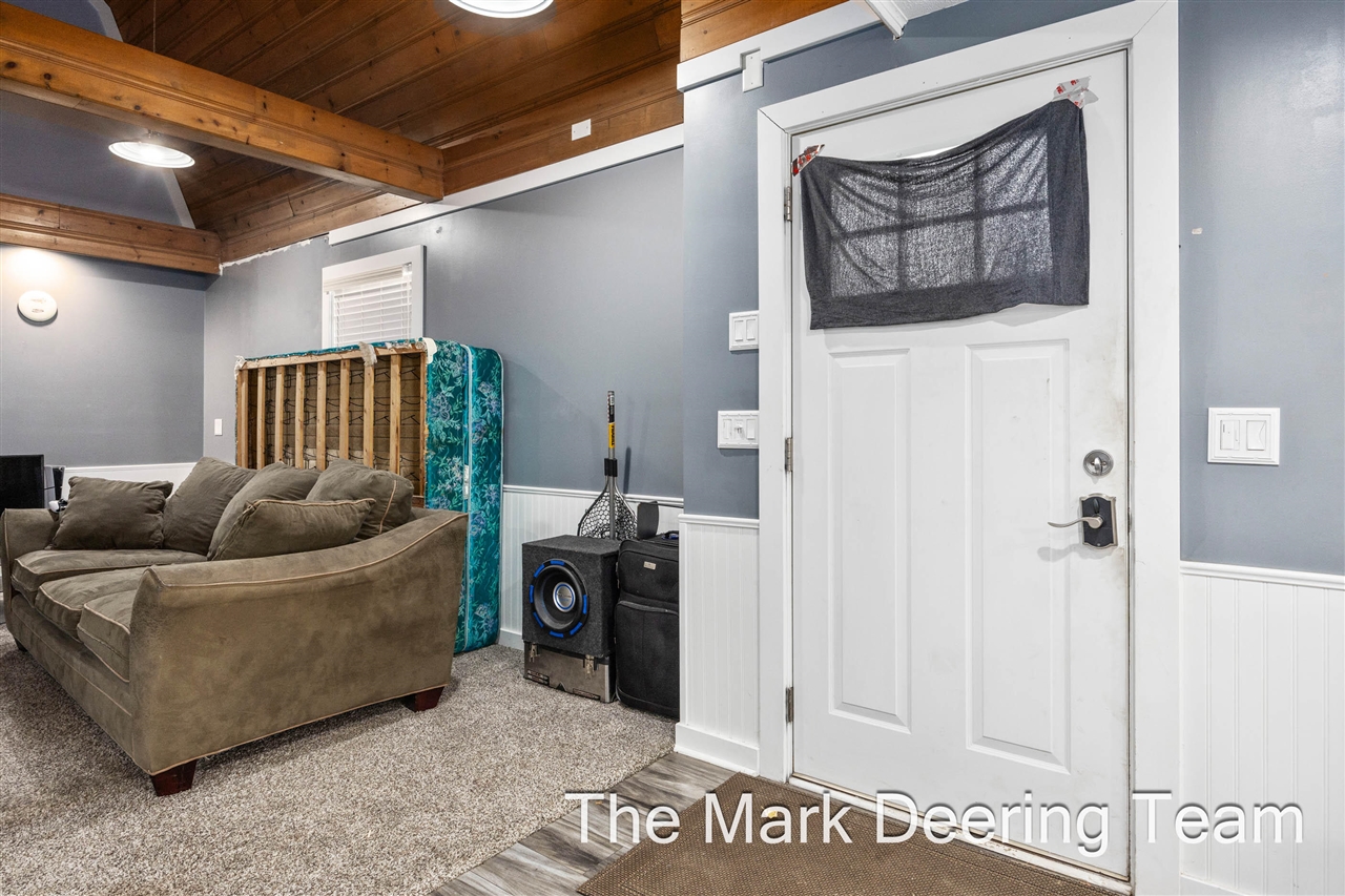 6372 E 36th Street, White Cloud, MI, 49349-9513