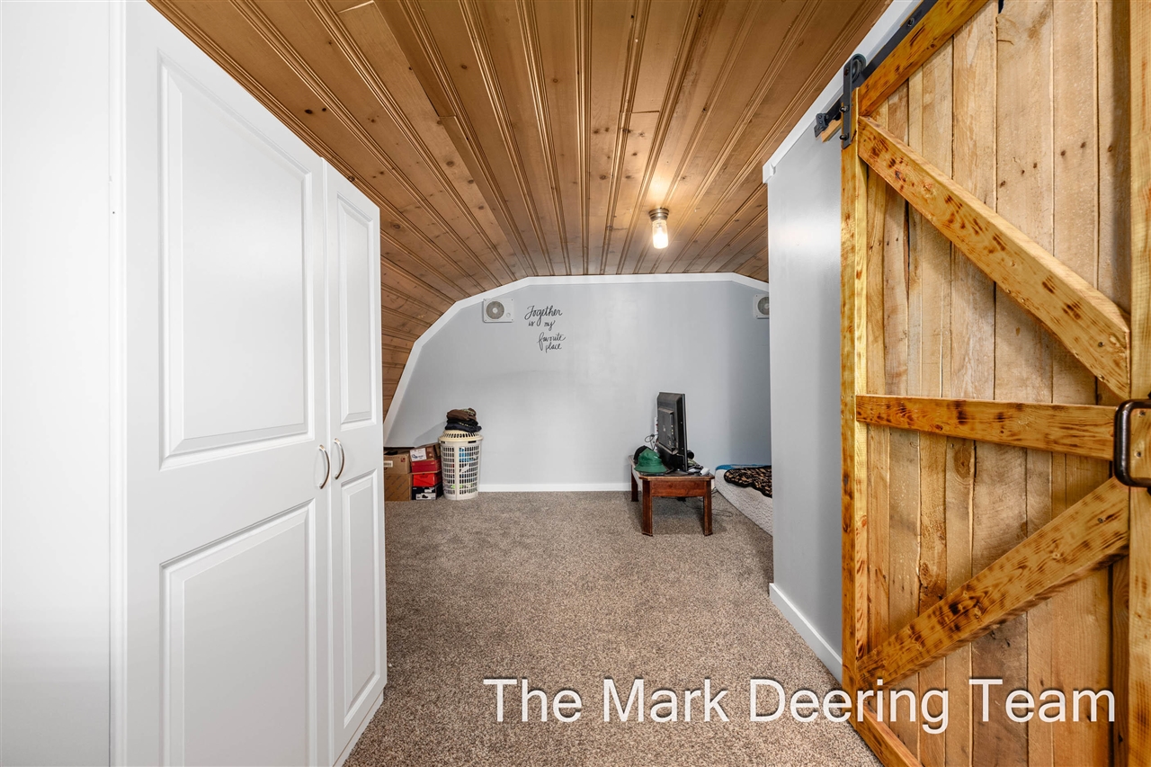 6372 E 36th Street, White Cloud, MI, 49349-9513