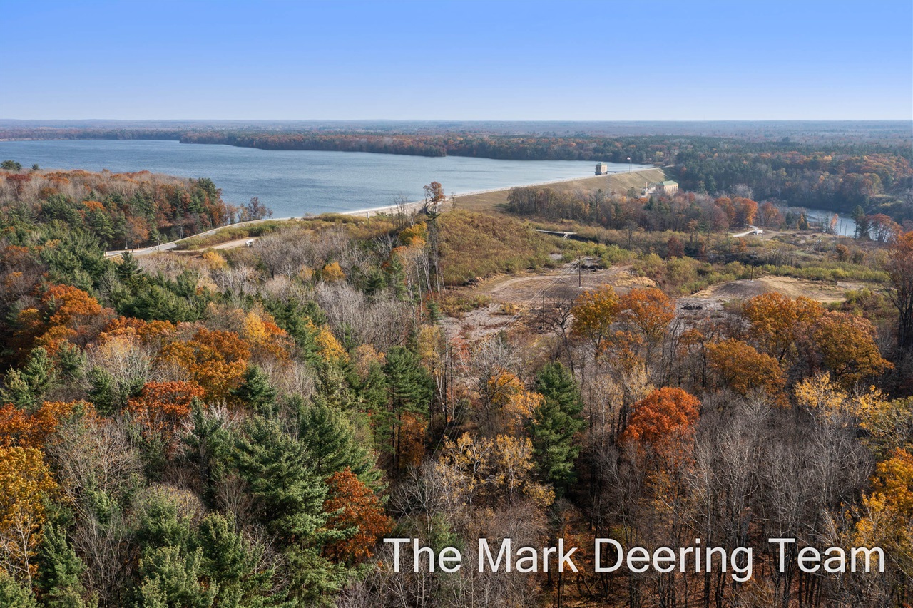 6372 E 36th Street, White Cloud, MI, 49349-9513