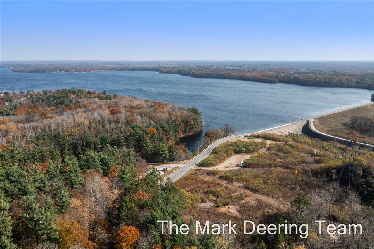 6372 E 36th Street, White Cloud, MI, 49349-9513