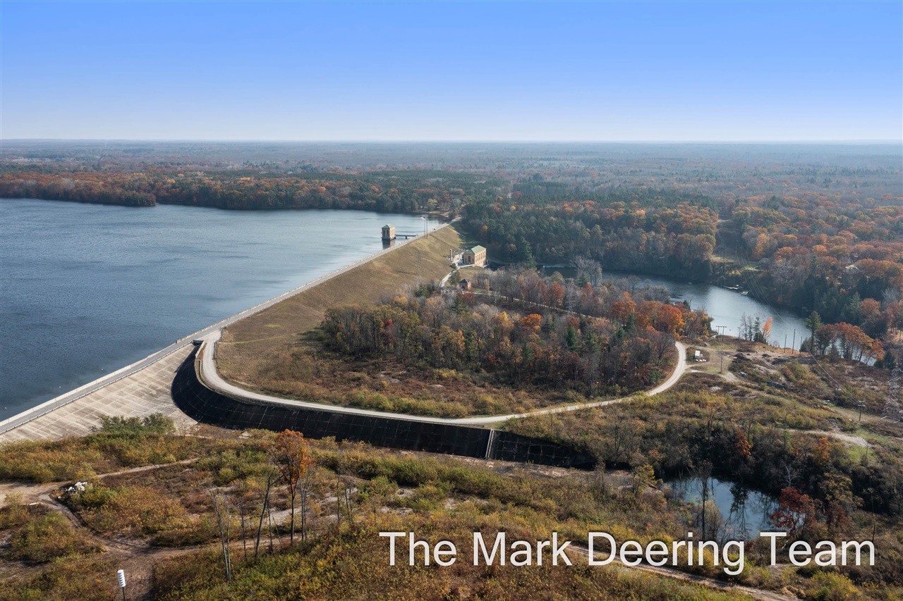 6372 E 36th Street, White Cloud, MI, 49349-9513