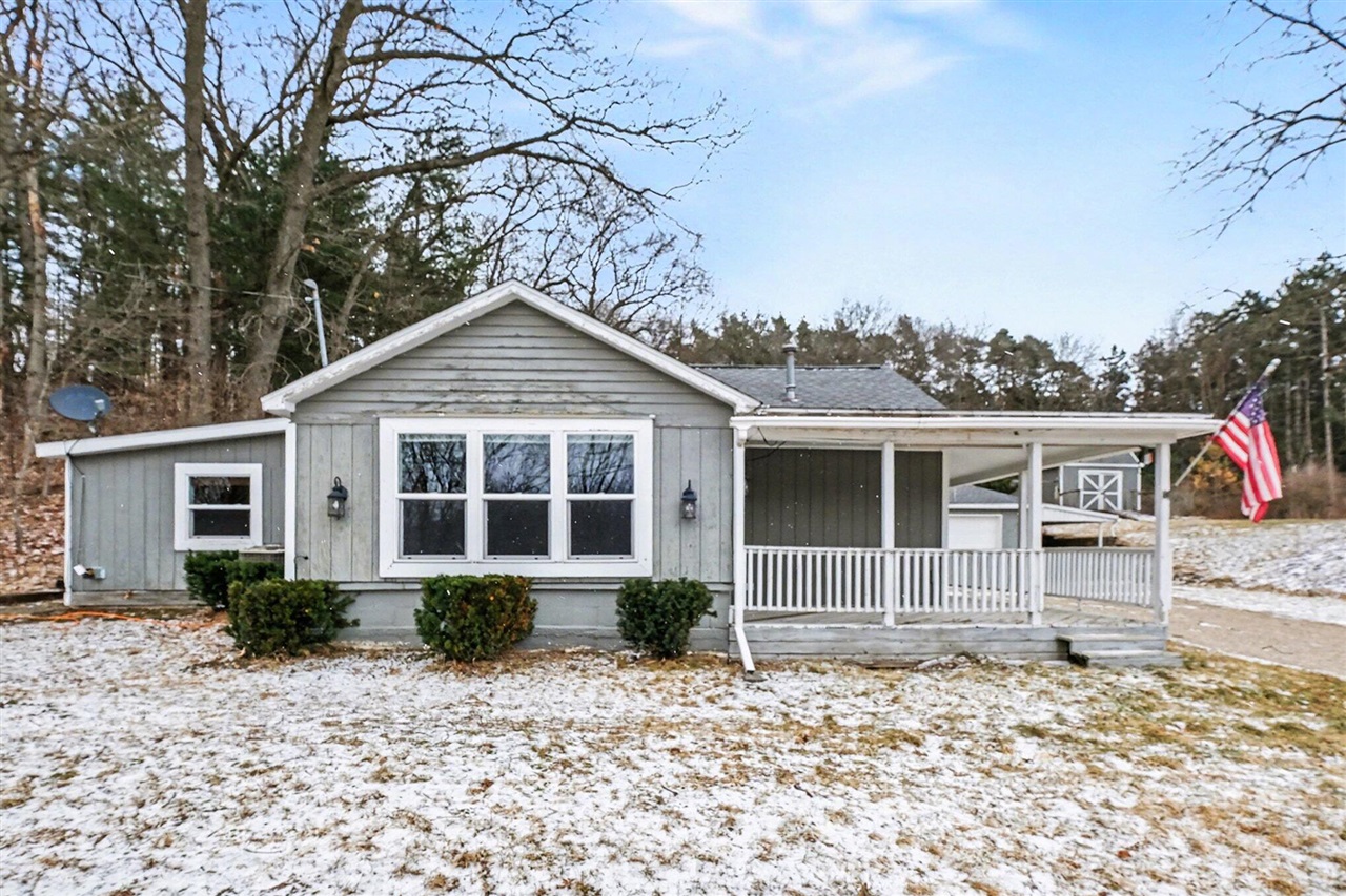 10990 Summit Avenue, Rockford, MI, 49341-9771