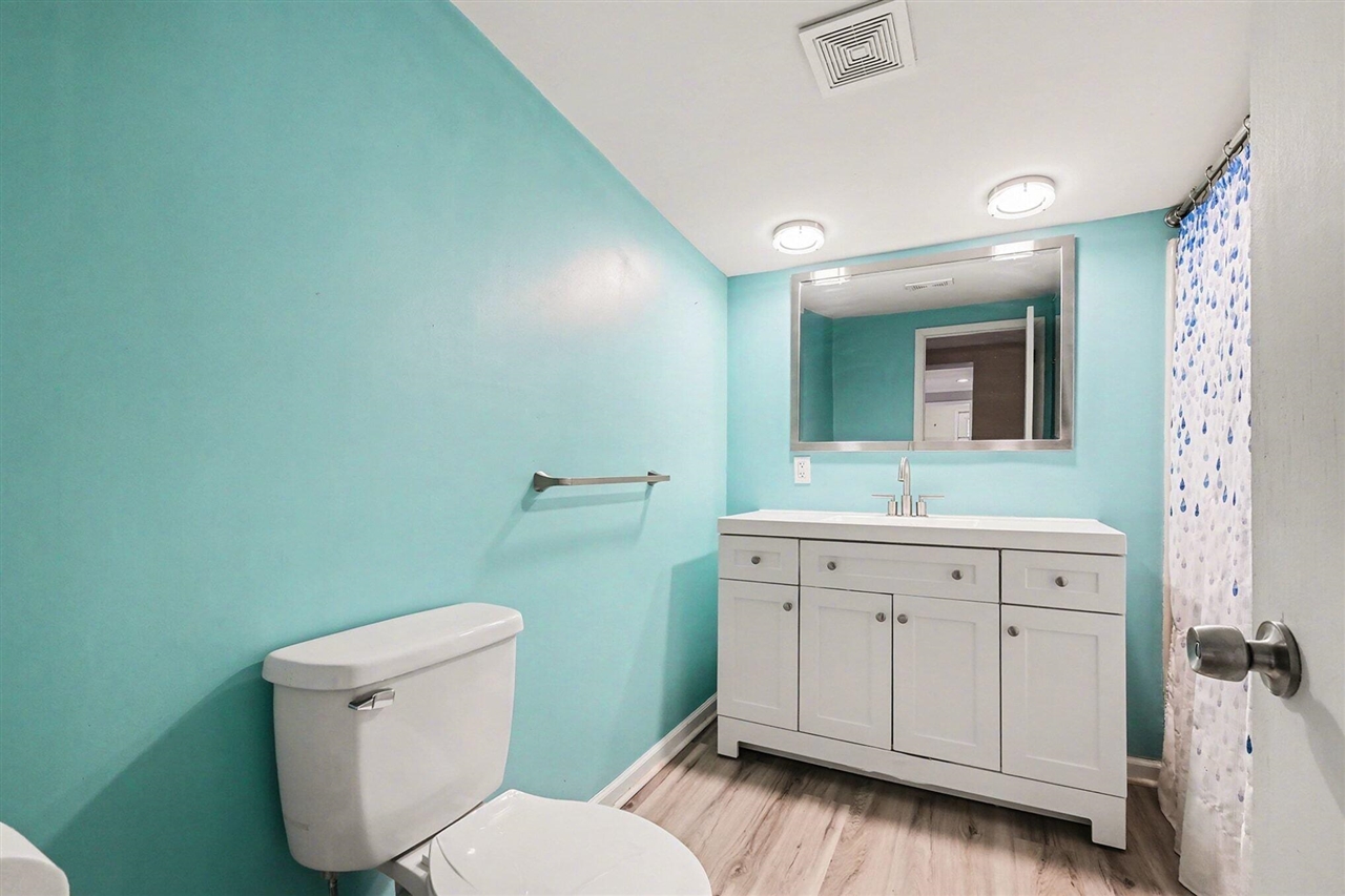 10990 Summit Avenue, Rockford, MI, 49341-9771