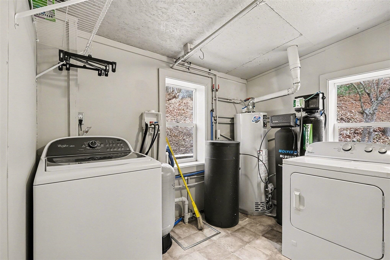 10990 Summit Avenue, Rockford, MI, 49341-9771