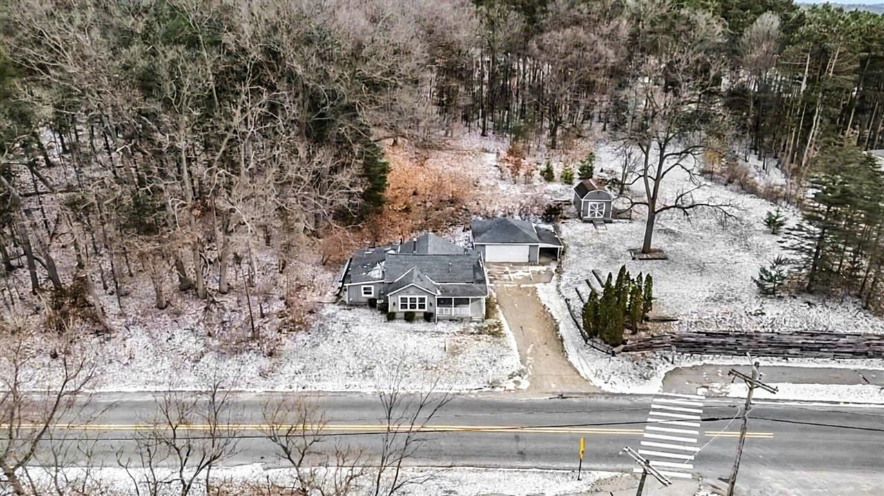 10990 Summit Avenue, Rockford, MI, 49341-9771