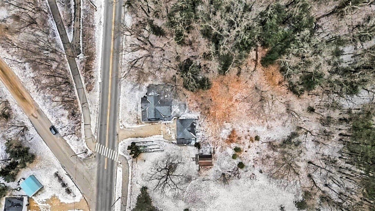 10990 Summit Avenue, Rockford, MI, 49341-9771