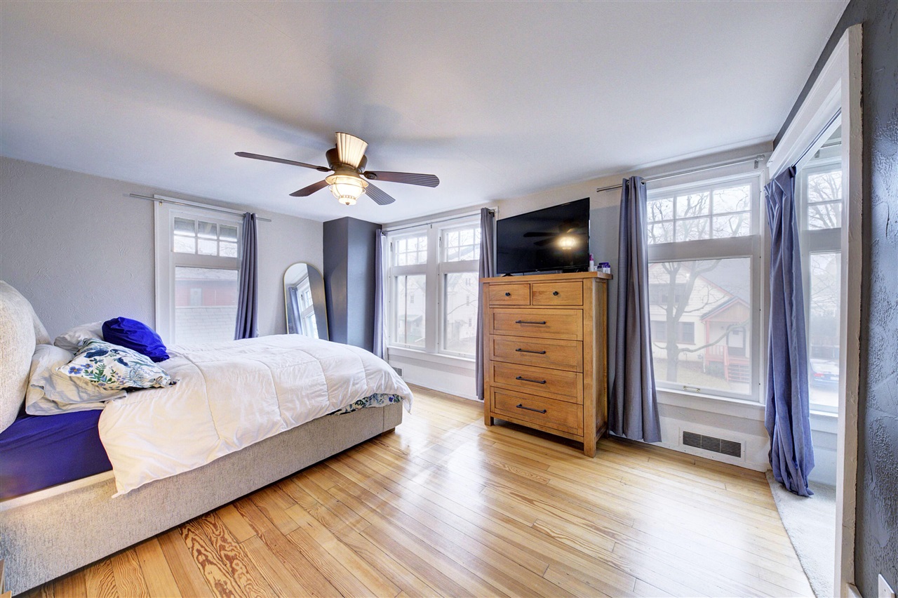 809 Sycamore Place, Ann Arbor, MI, 48104-4303