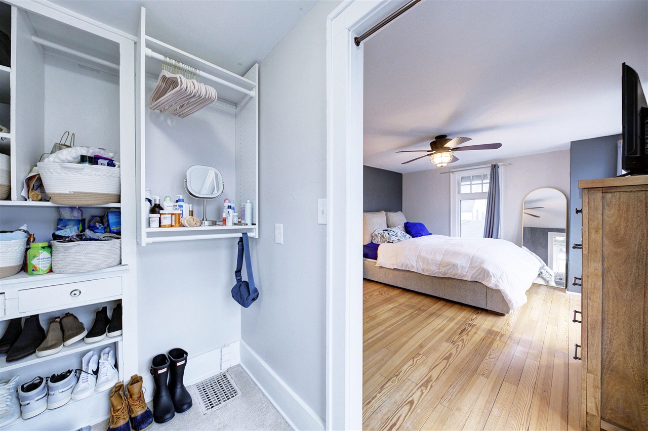 809 Sycamore Place, Ann Arbor, MI, 48104-4303