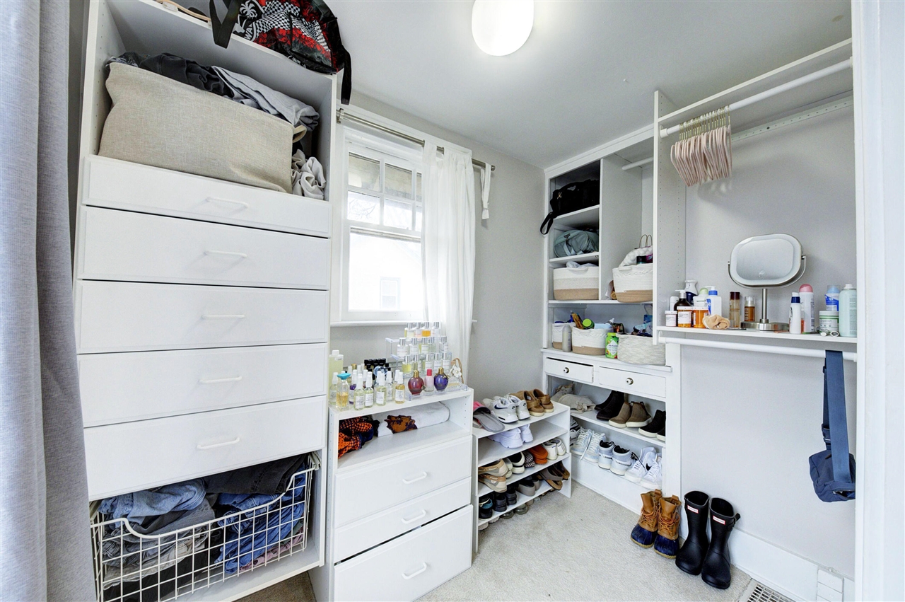 809 Sycamore Place, Ann Arbor, MI, 48104-4303