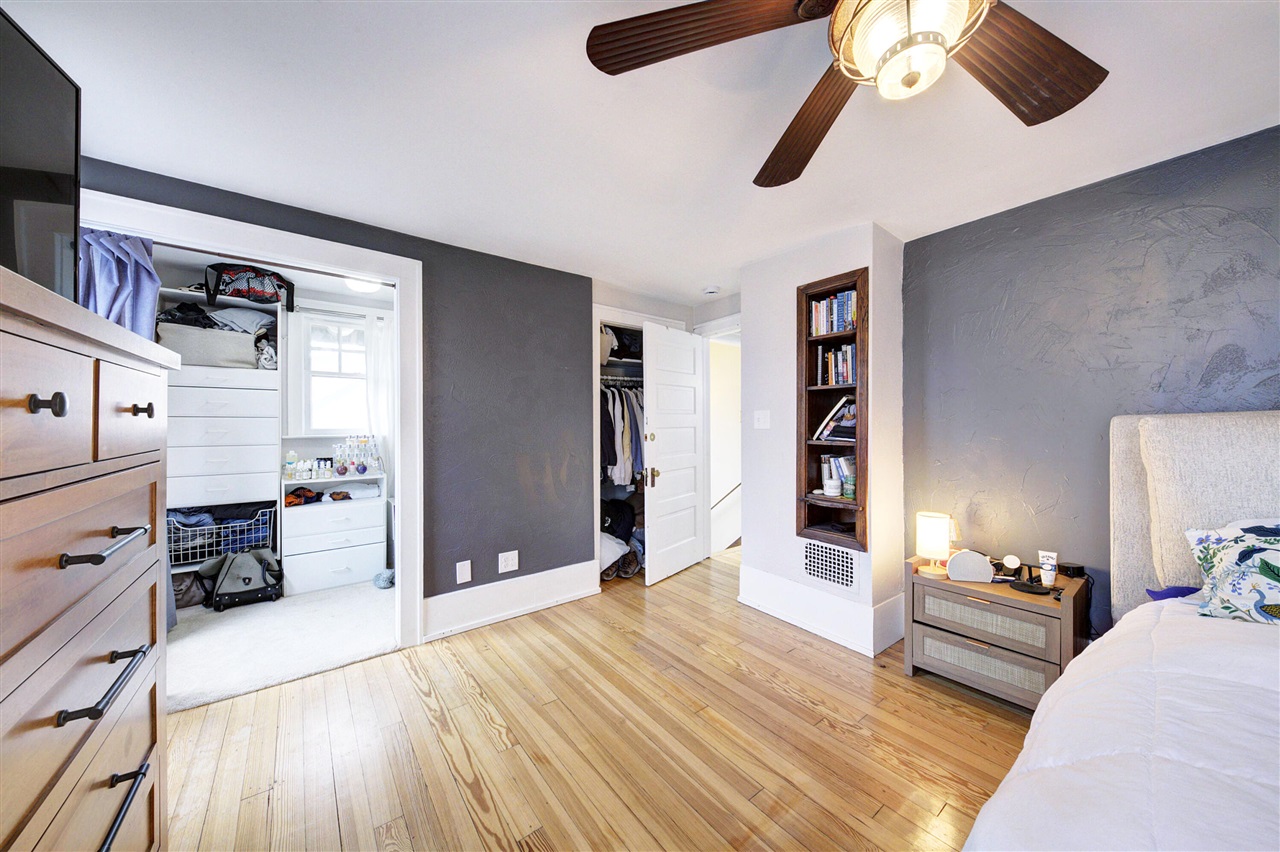 809 Sycamore Place, Ann Arbor, MI, 48104-4303