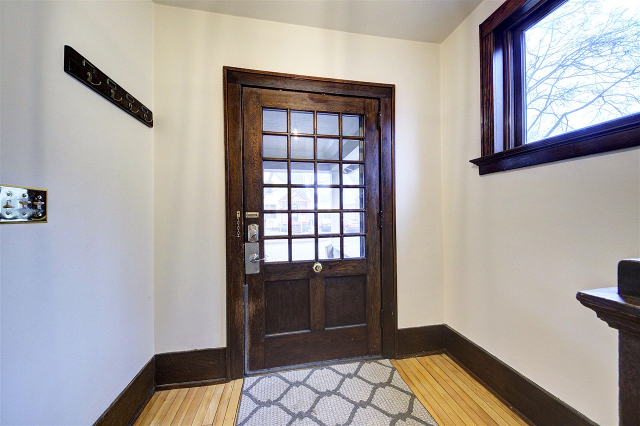 809 Sycamore Place, Ann Arbor, MI, 48104-4303