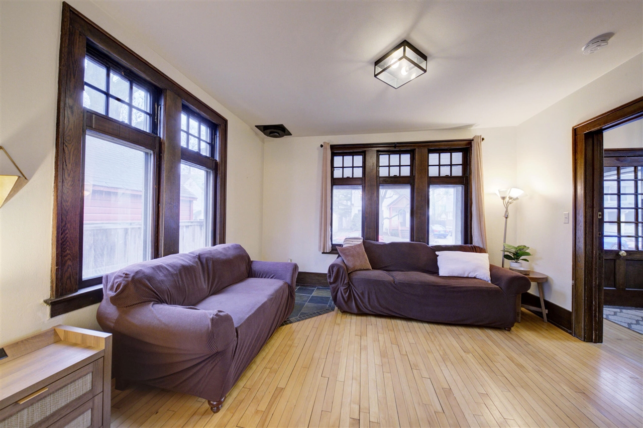 809 Sycamore Place, Ann Arbor, MI, 48104-4303