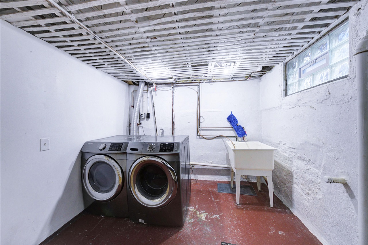 809 Sycamore Place, Ann Arbor, MI, 48104-4303