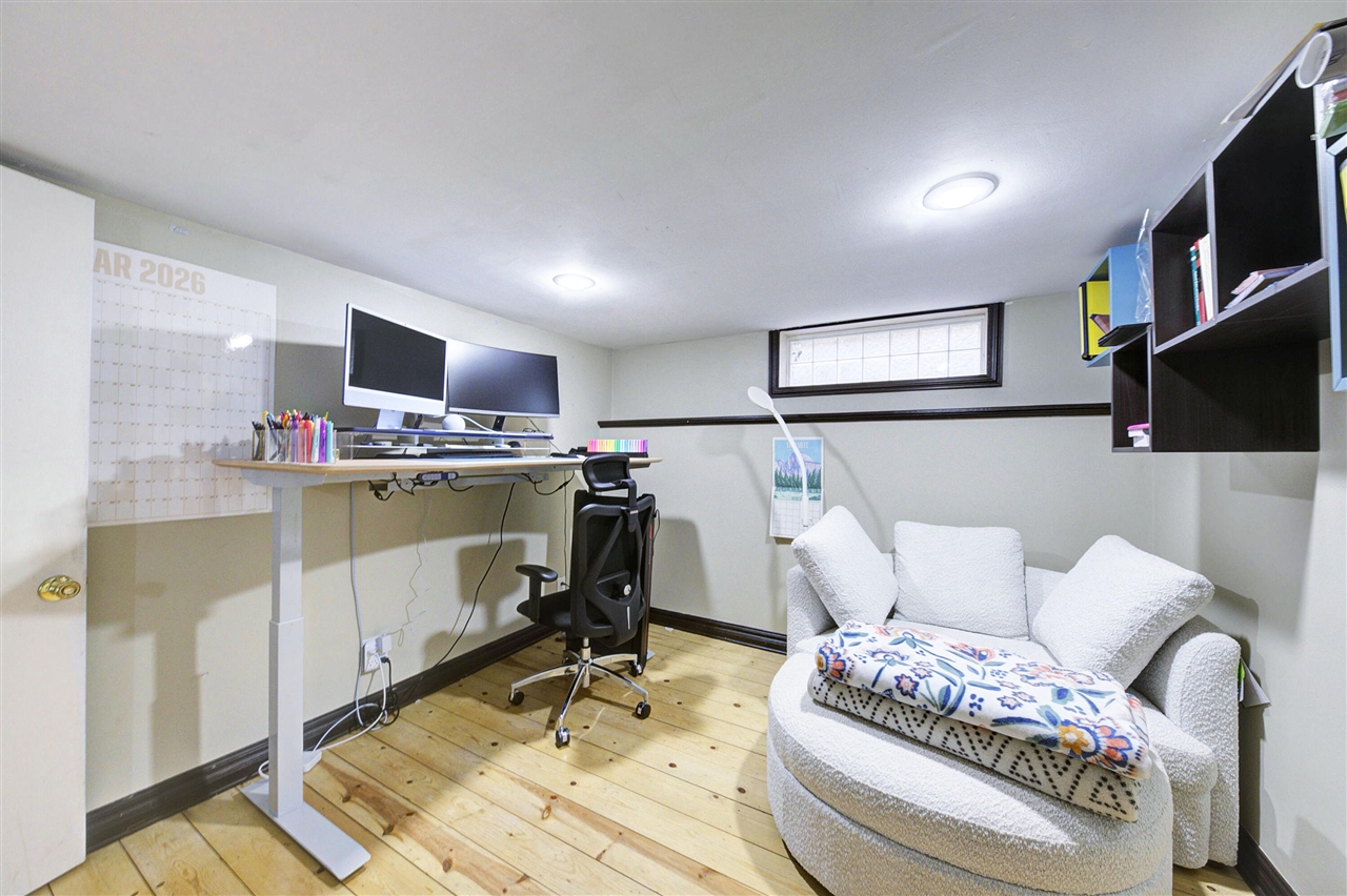 809 Sycamore Place, Ann Arbor, MI, 48104-4303