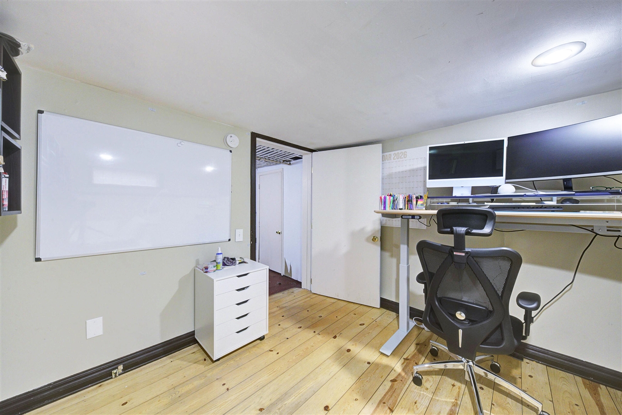 809 Sycamore Place, Ann Arbor, MI, 48104-4303