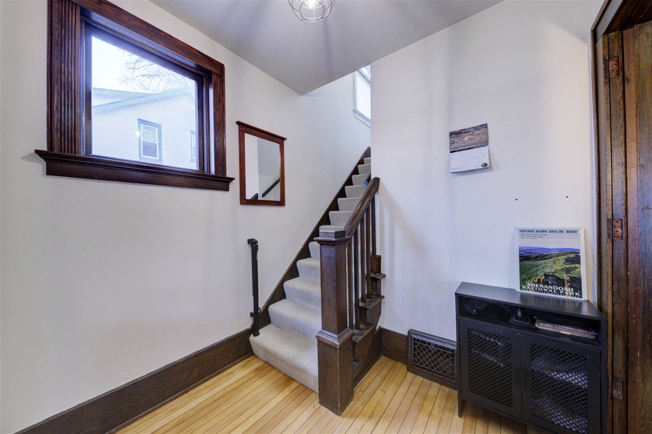 809 Sycamore Place, Ann Arbor, MI, 48104-4303